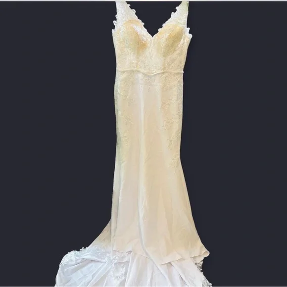 & Other Stories | Dresses | Other Stories Cream And Gold Sleeveless Vneck Wedding  Gown | Poshmark